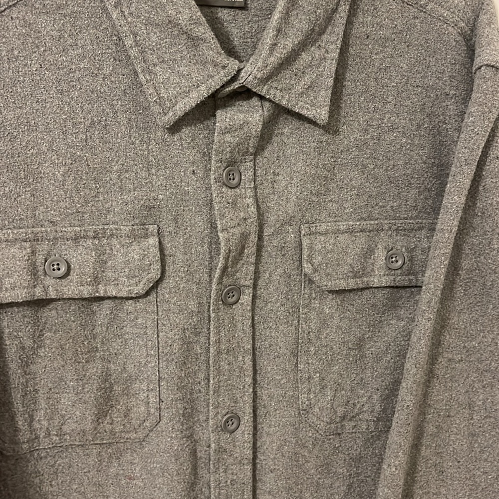 Eddie Bauer - Men’s Shacket. Large. Gray. Men’s jacket. - Picture 3 of 7